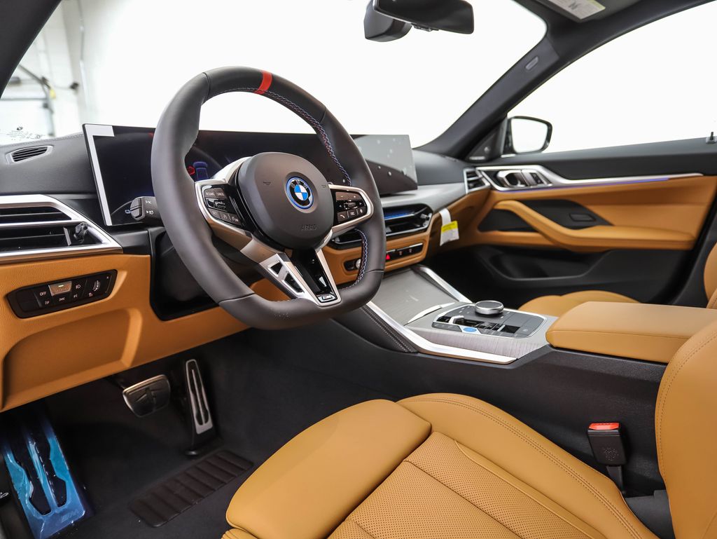 2025 BMW i4 M50 10