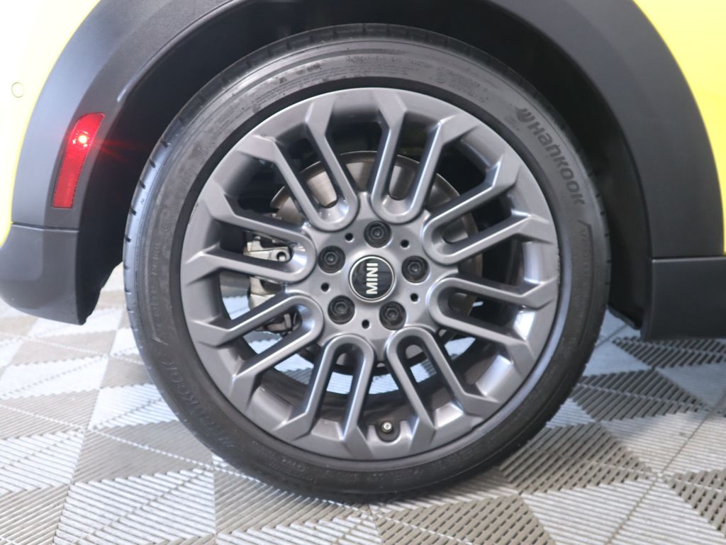 Thumbnail: 2025 MINI Cooper - 29