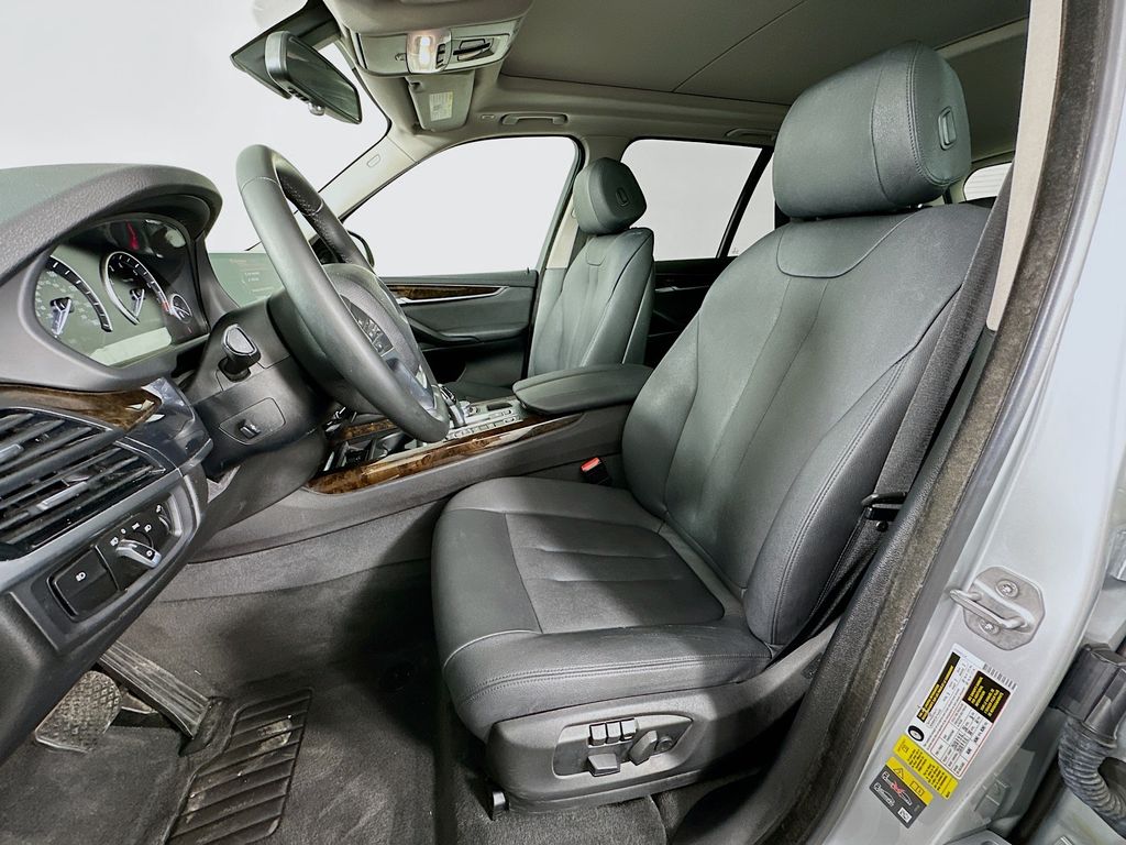 Thumbnail: 2016 BMW X5 - 21