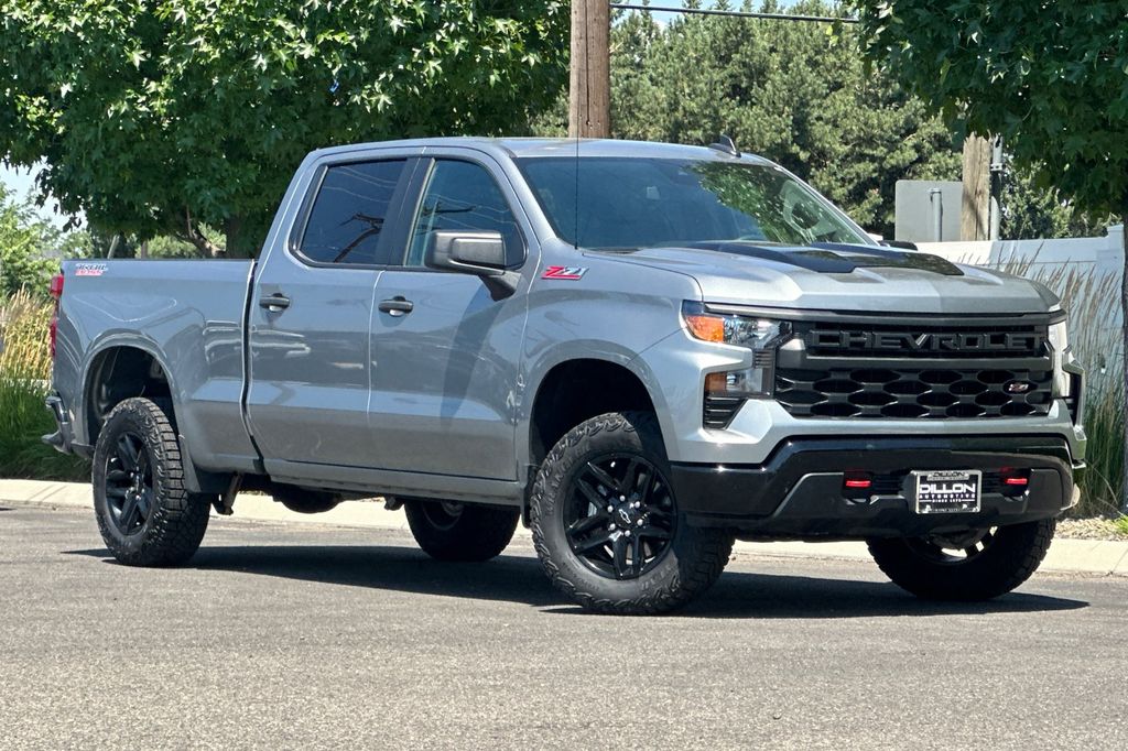  2025 Chevrolet Silverado 1500 Custom Trail Boss Crew Cab 4WD   
