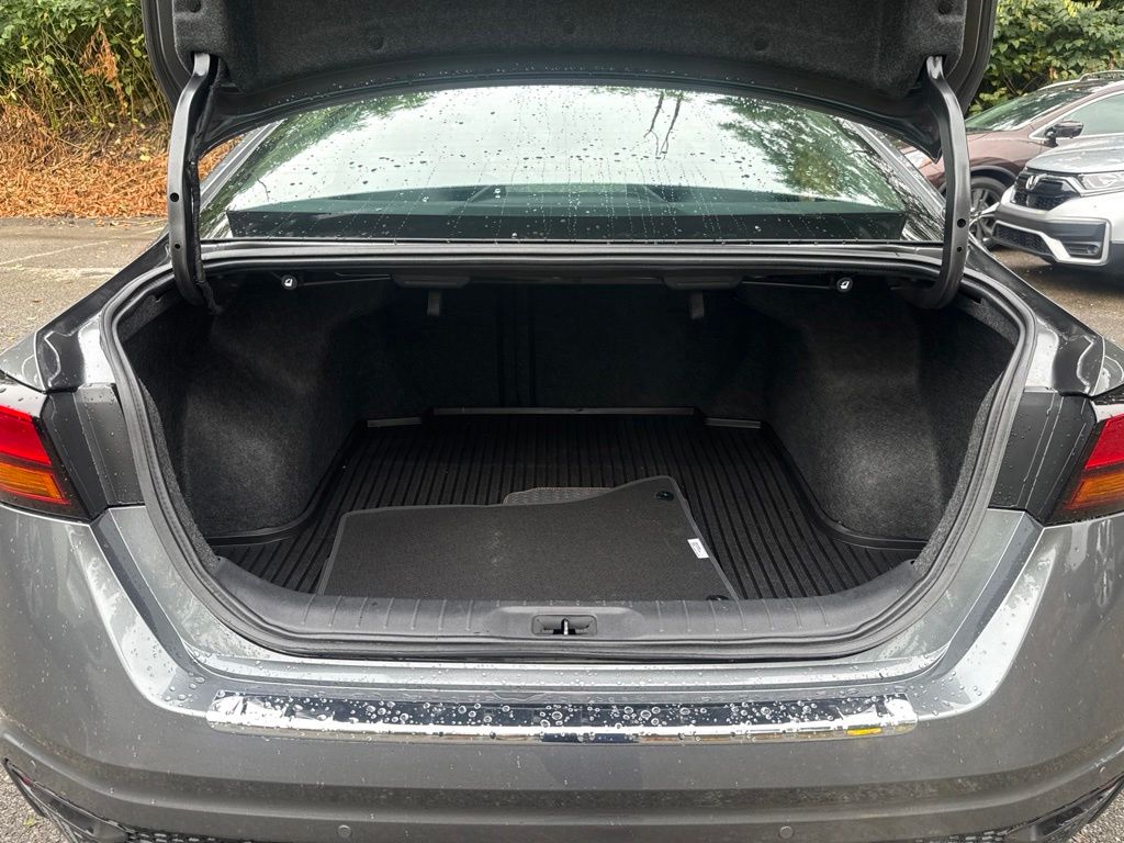 2022 Nissan Altima 2.0 SR Gray at Bob Ruth Ford