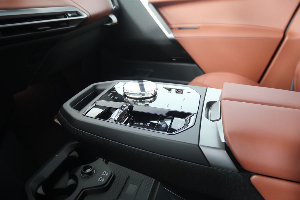 Thumbnail: 2026 BMW iX - 25
