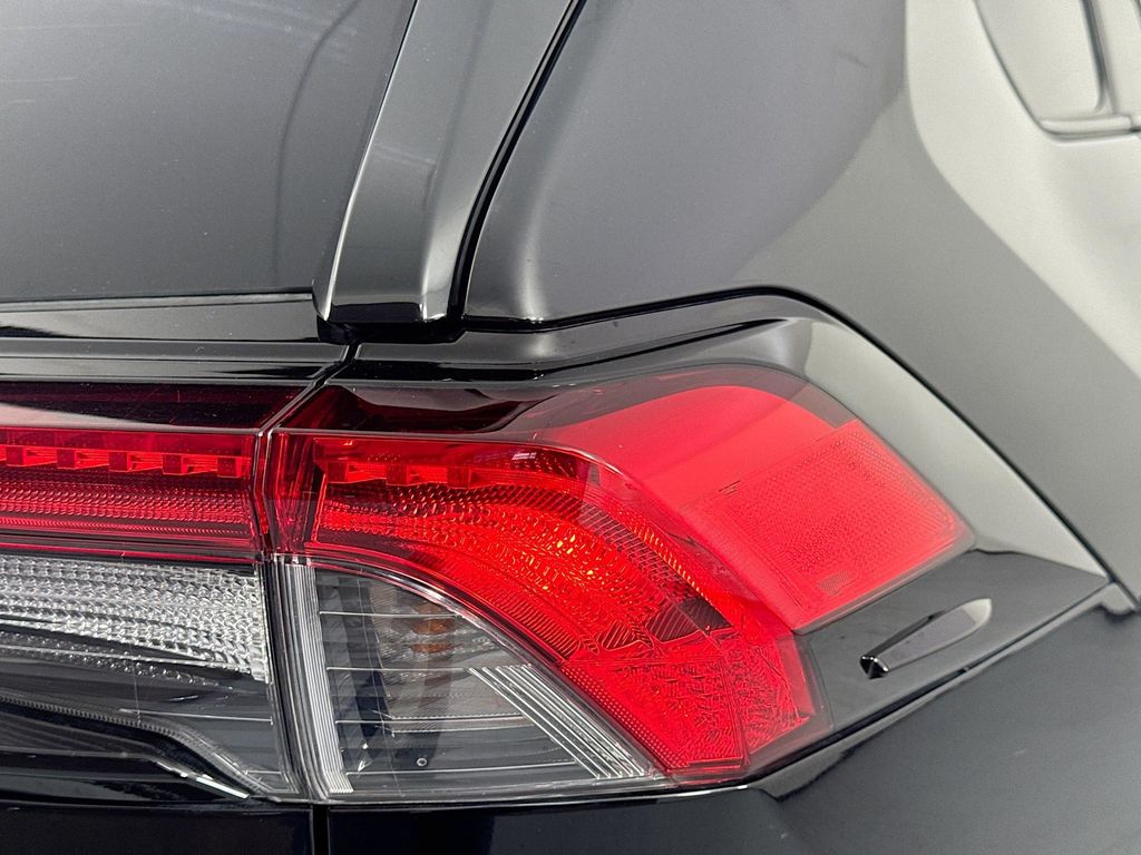 Used Car 2020 Toyota Rav4 Hybrid  Xle For Sale Under $30,000 In Austin, Texas