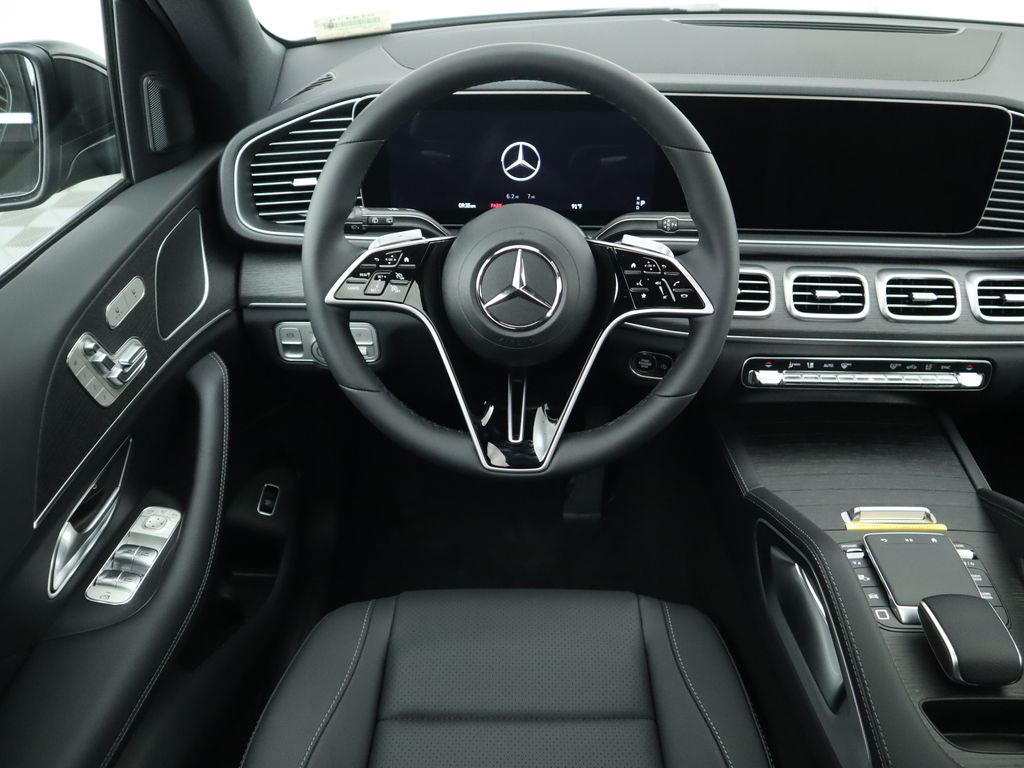 Thumbnail: 2025 Mercedes-Benz GLE - 11