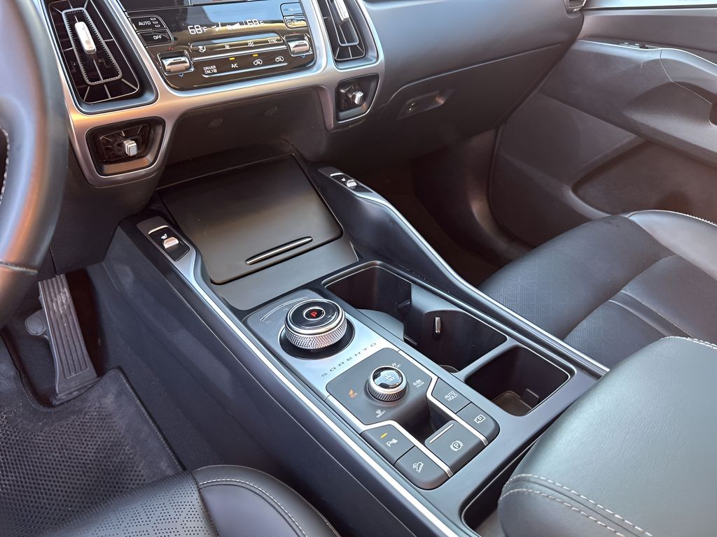Used Car 2022 Kia Sorento Hybrid  Ex For Sale Under $30,000 In Austin, Texas