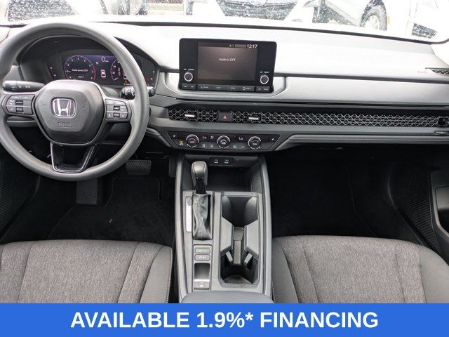 Certified Used 2025 White Honda SE image 14