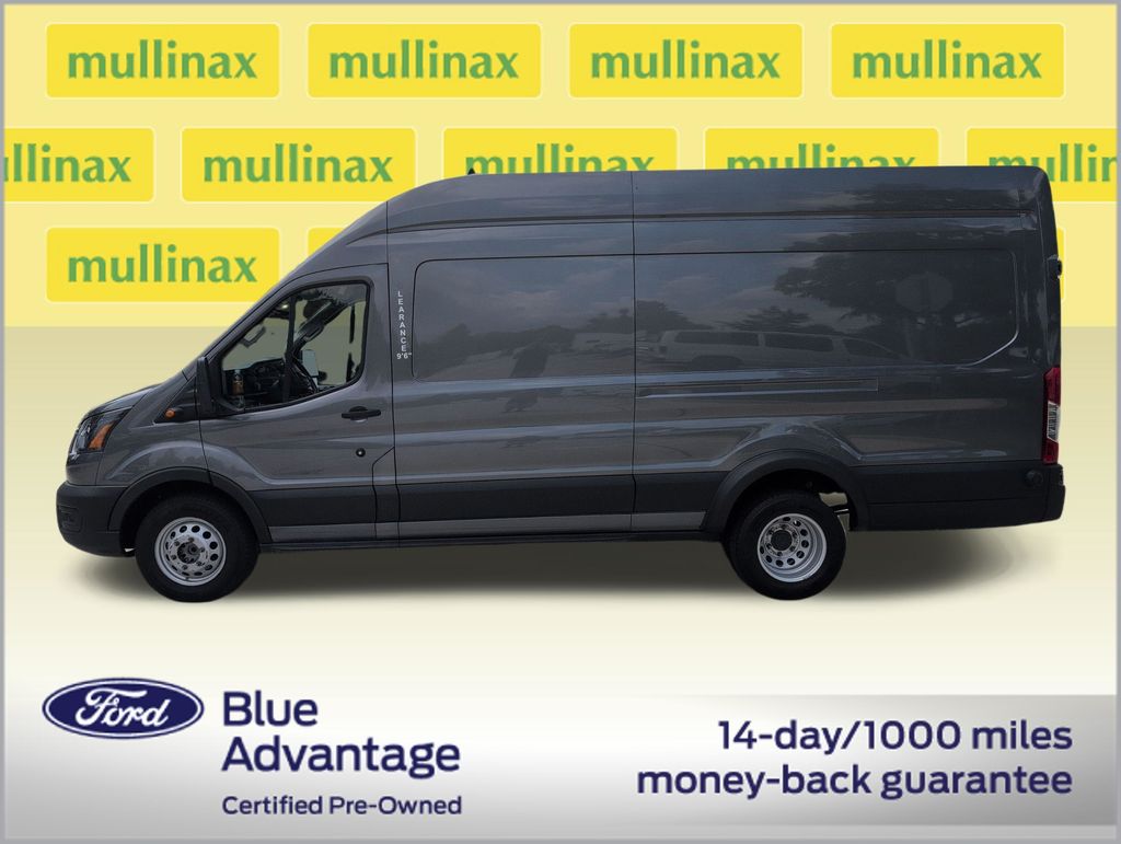 Certified Used 2024 Gray Ford Base image 10