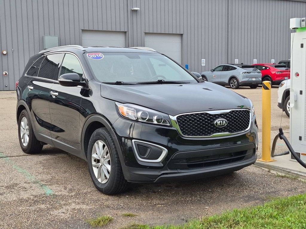 Ebony Black 2016 Kia Sorento SUV / Crossover Front-Wheel Drive 6-Speed Automatic
