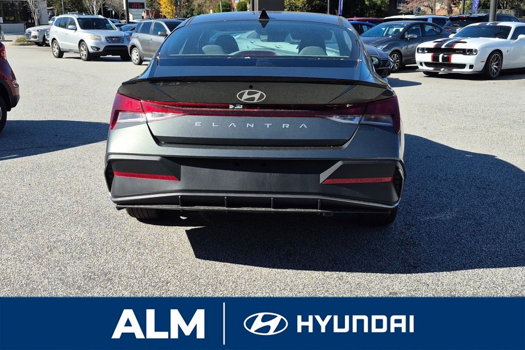 New 2026 Gray Hyundai SEL Sport image 7