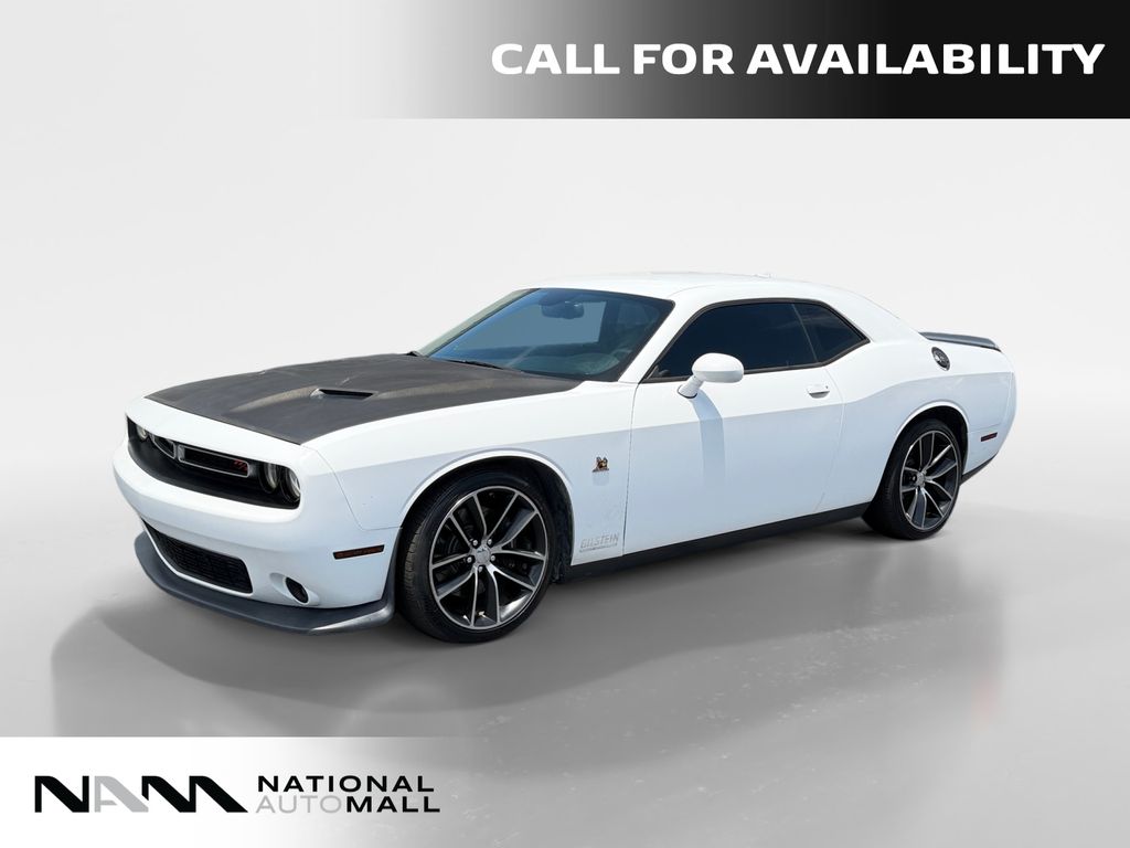 Bright White Clearcoat 2016 Dodge Challenger Coupe Rear-Wheel Drive 8-Speed Automatic