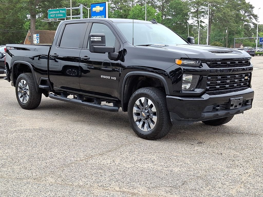 Black 2022 Chevrolet Silverado 2500HD Custom Crew Cab 4WD Pickup Truck Four-Wheel Drive Automatic