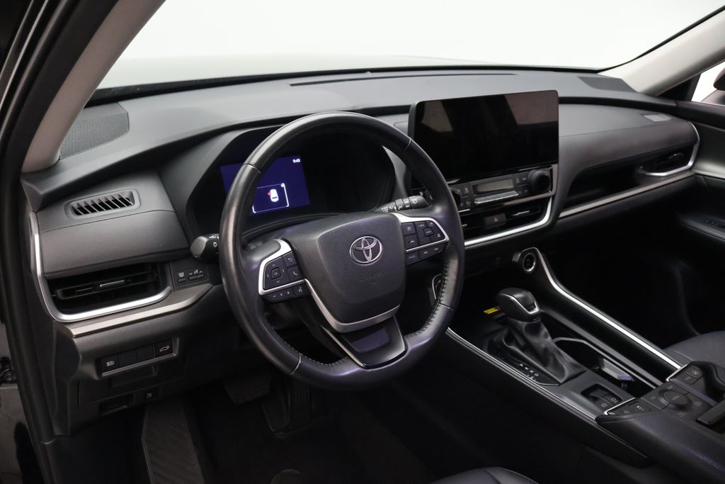 Thumbnail: 2025 Toyota Grand Highlander - 15