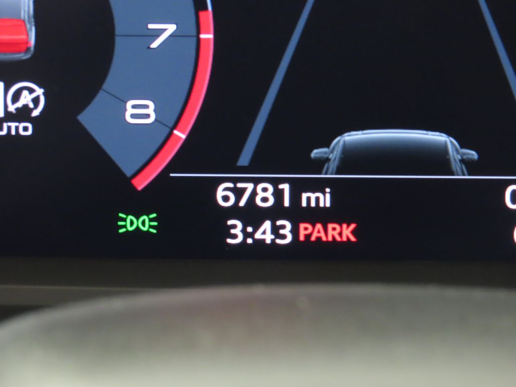 Thumbnail: 2025 Audi Q3 - 15