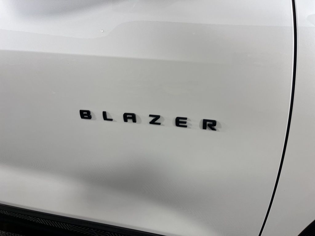 Thumbnail: 2025 Chevrolet Blazer - 11