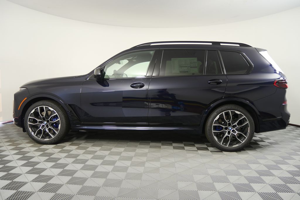 Thumbnail: 2026 BMW X7 - 6