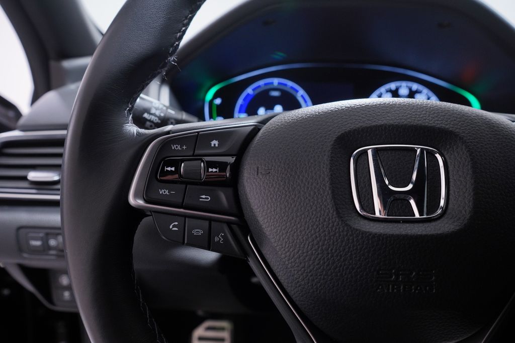 2022 Honda Accord Hybrid Sport 17