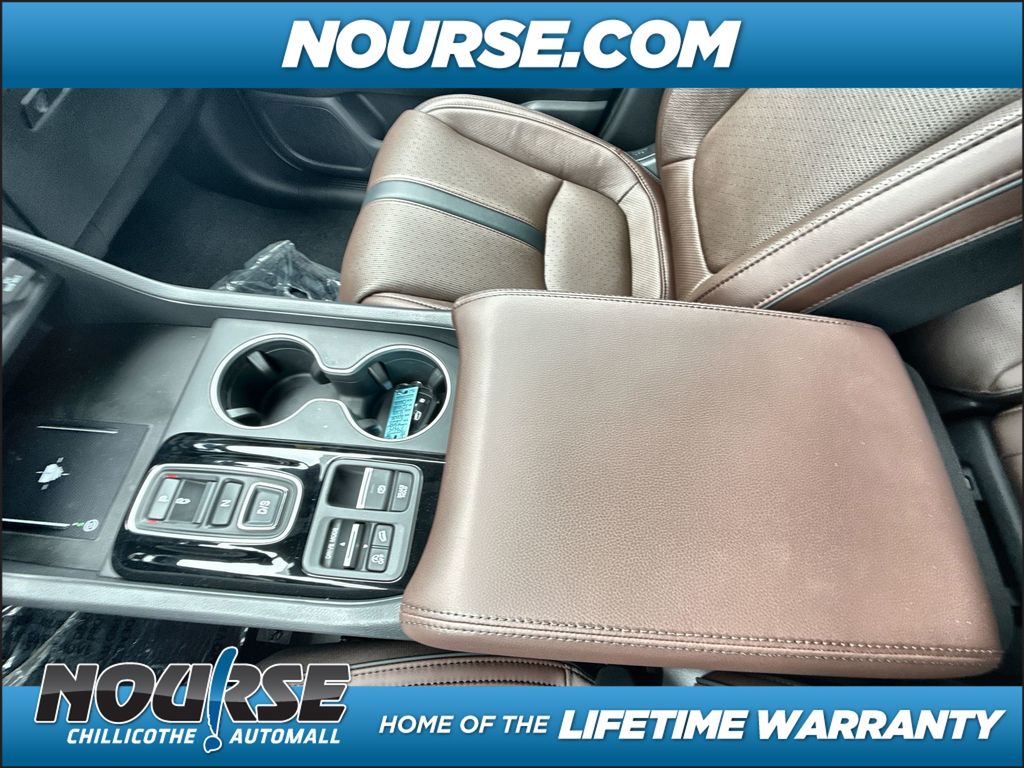 2025 Honda Pilot Elite photo