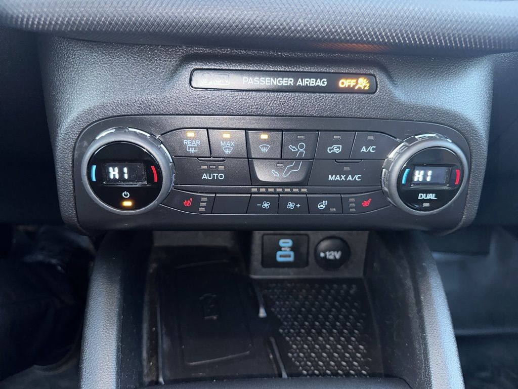 Thumbnail: 2021 Ford Bronco Sport - 18