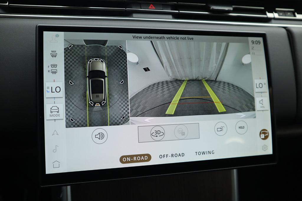 2025 Land Rover Range Rover SE 16