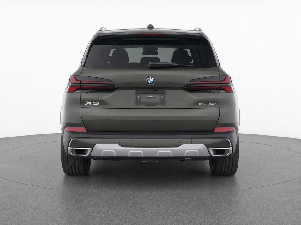 Thumbnail: 2026 BMW X5 - 32