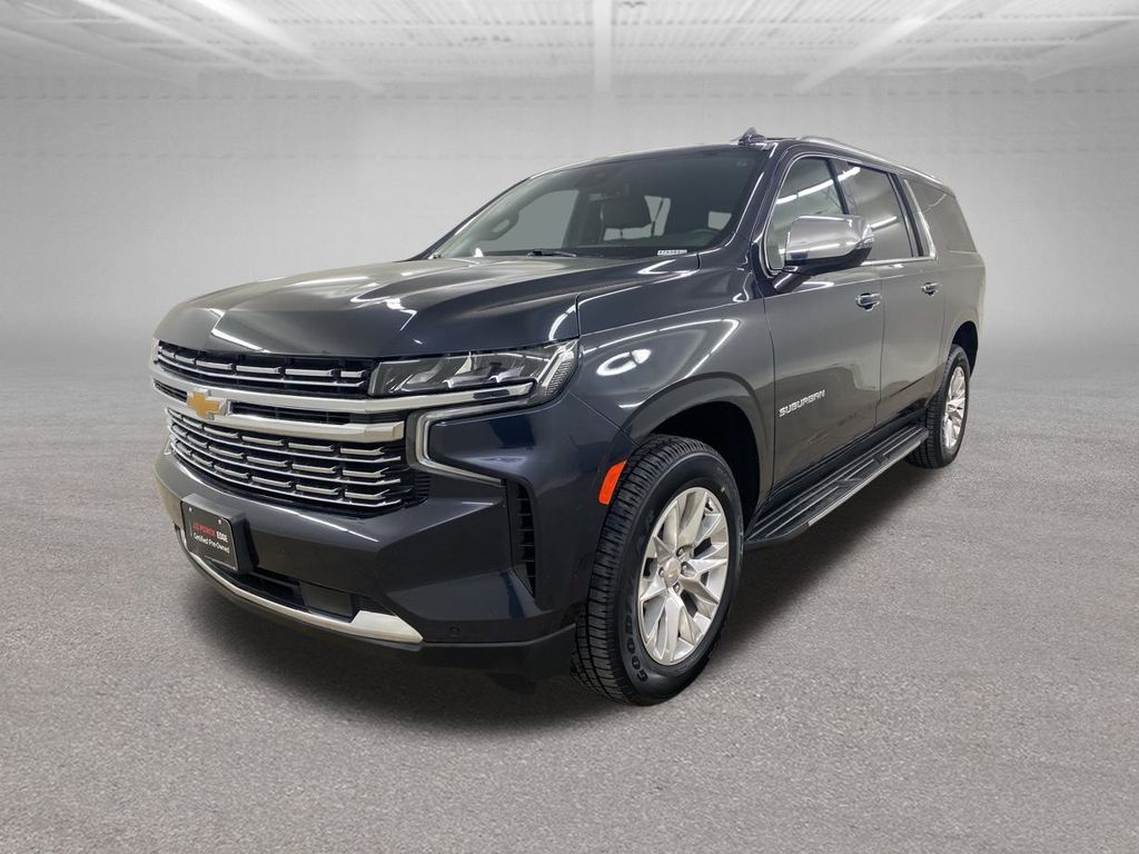 2023 Chevrolet Suburban Premier photo