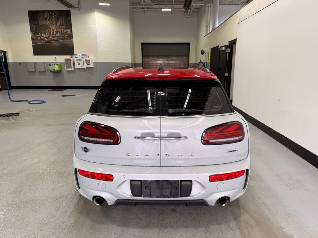 Thumbnail: 2020 MINI Cooper Clubman - 4