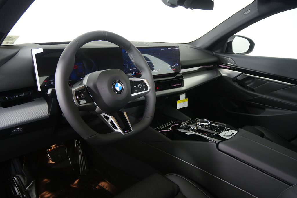 Thumbnail: 2026 BMW 5 Series - 13