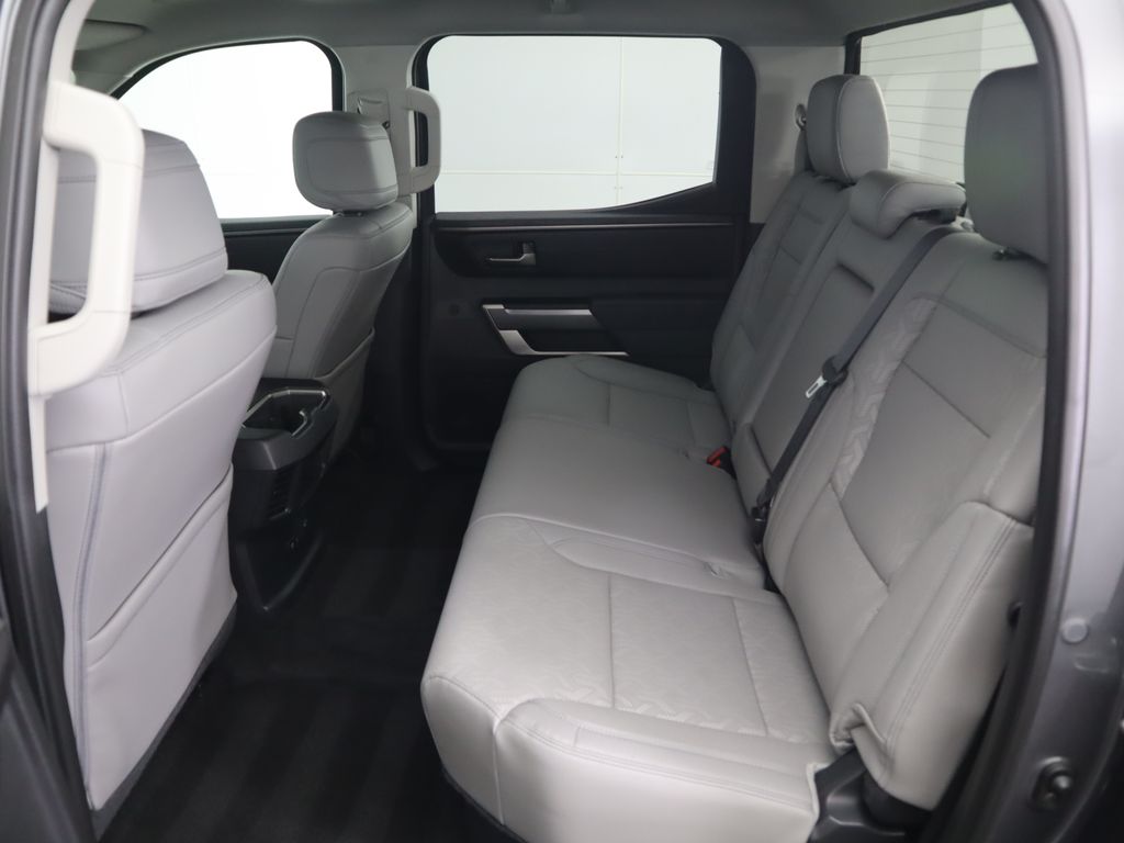 Thumbnail: 2024 Toyota Tundra - 21