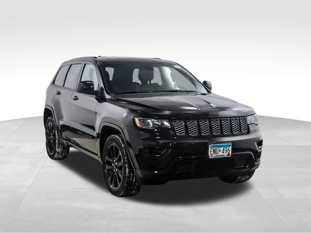 Thumbnail: 2020 Jeep Grand Cherokee - 7