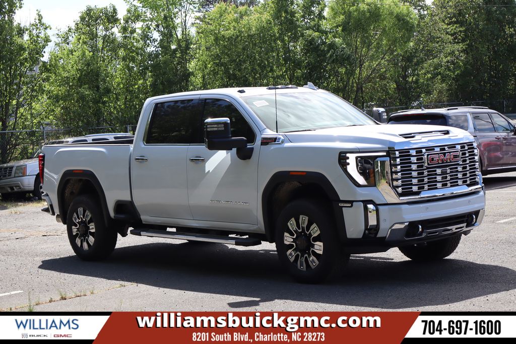 Glacier White Tricoat 2026 GMC Sierra 2500HD Pickup Truck Four-Wheel Drive Automatic