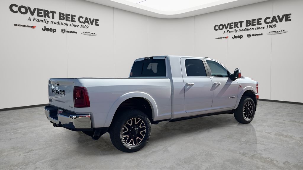 New 2026 White Ram Limited image 10