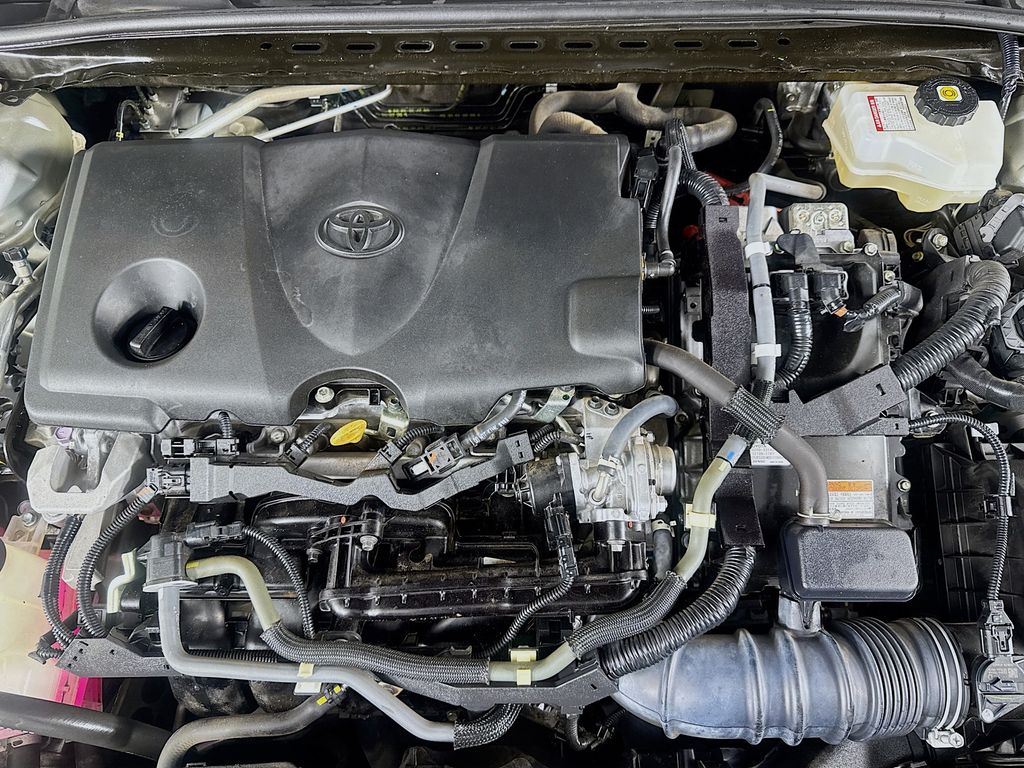 Used Car 2022 Toyota Camry Hybrid  Le For Sale Under $25,000 In Austin, Texas