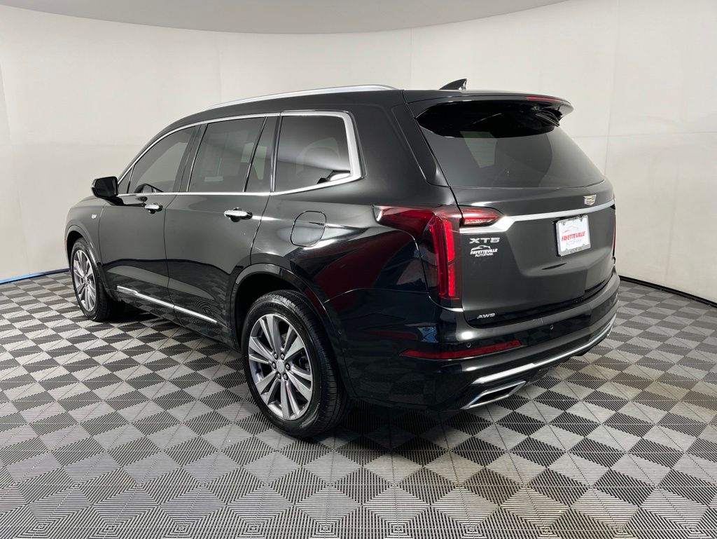 Thumbnail: 2020 Cadillac XT6 - 20