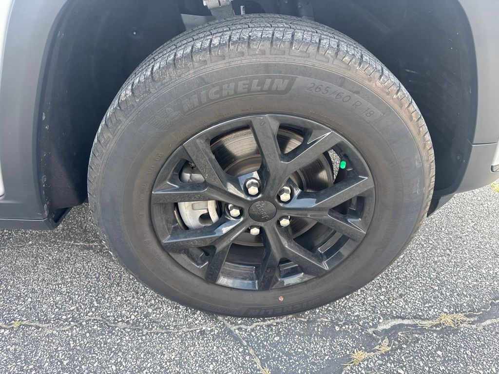 Used 2024 Jeep Grand Cherokee L SUV