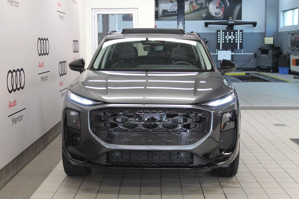 Thumbnail: 2026 Audi Q3 - 9