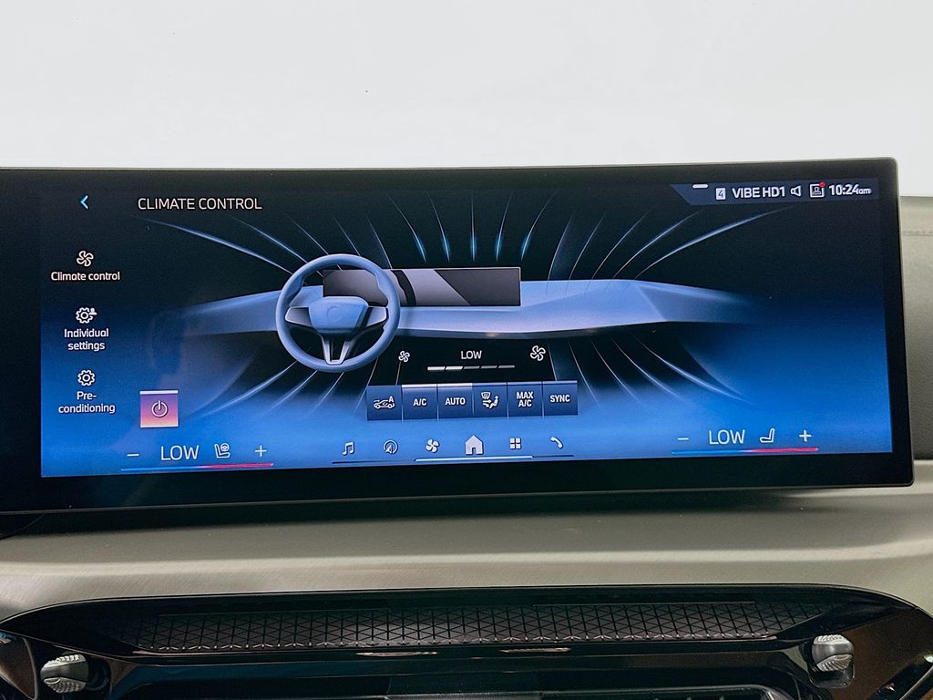 Thumbnail: 2025 BMW 4 Series - 16