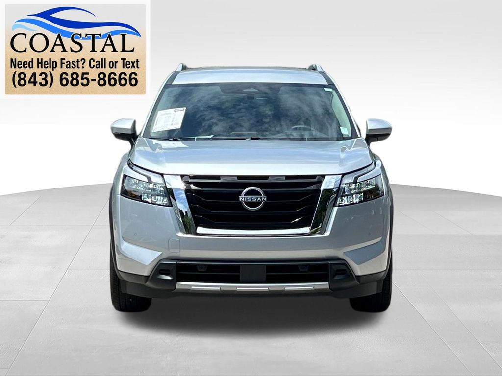 2025 Nissan Pathfinder SL Silver at Lugoff Nissan