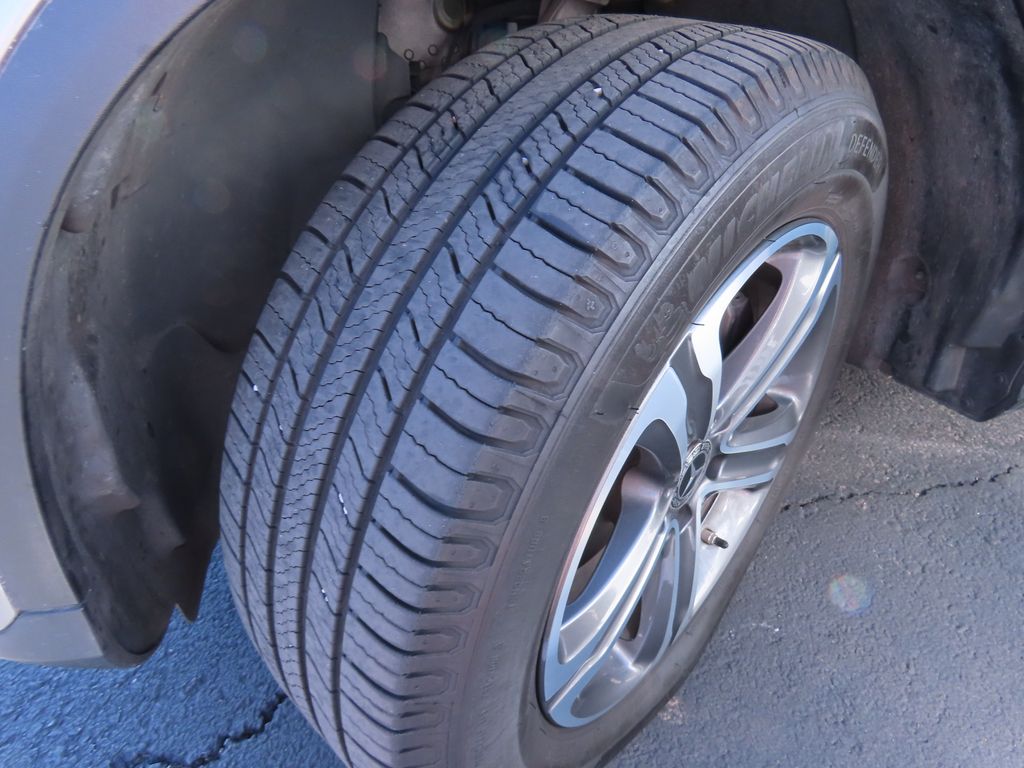 Thumbnail: 2020 Mercedes-Benz GLC - 14