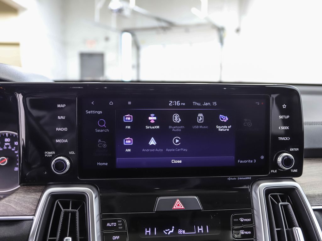 Thumbnail: 2022 Kia Sorento - 16