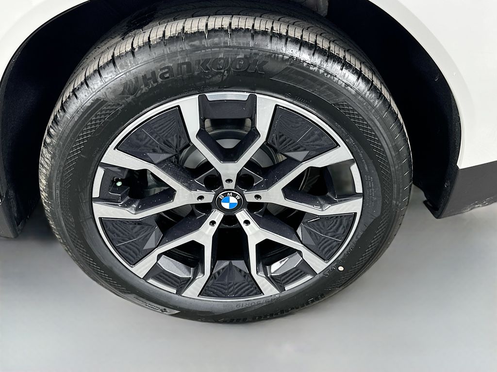 Thumbnail: 2026 BMW X3 - 23