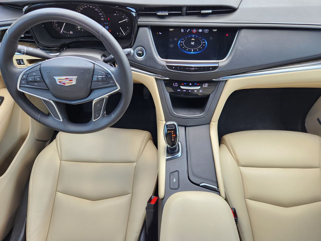 2018 Cadillac XT5 Base Silver at DeMontrond Ford
