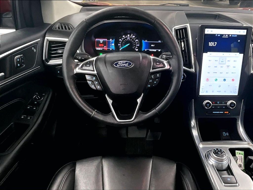 2022 Ford Edge — photo 17