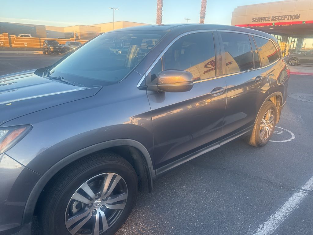 Thumbnail: 2016 Honda Pilot - 2