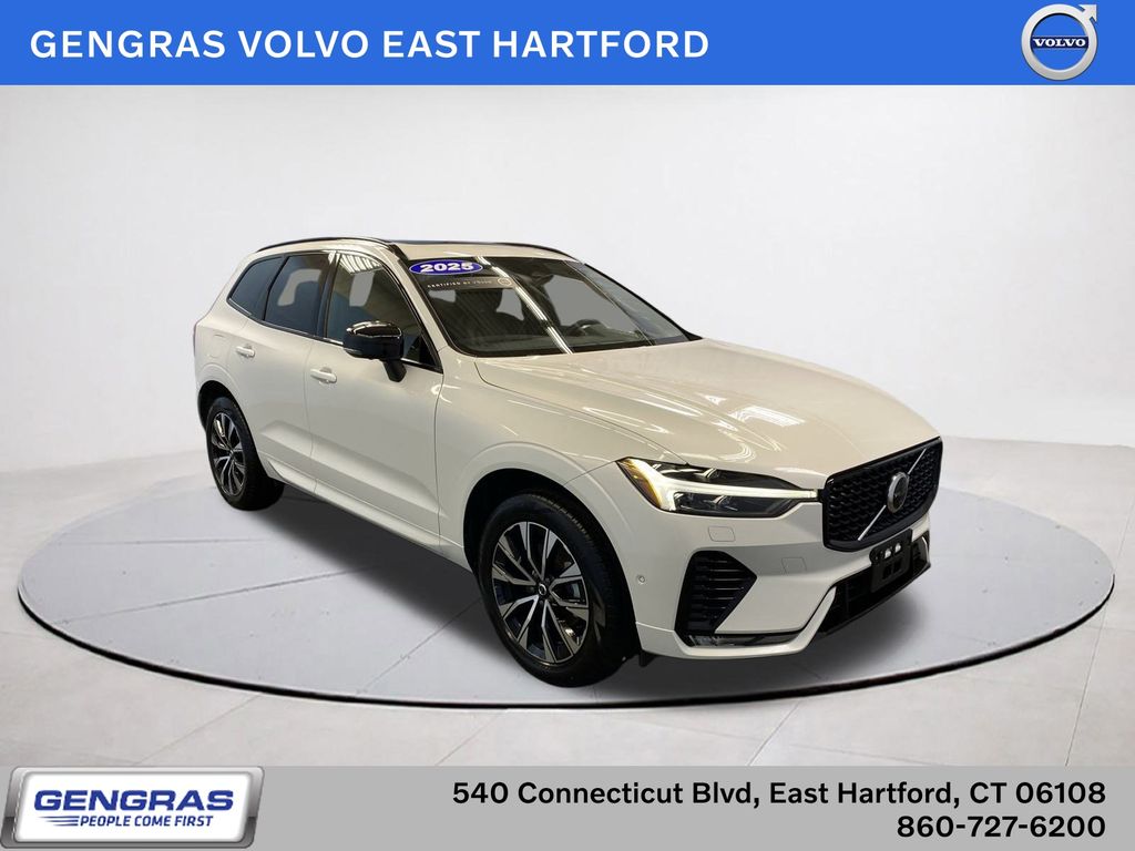 2025 Volvo XC60 B5 Plus Dark Theme AWD