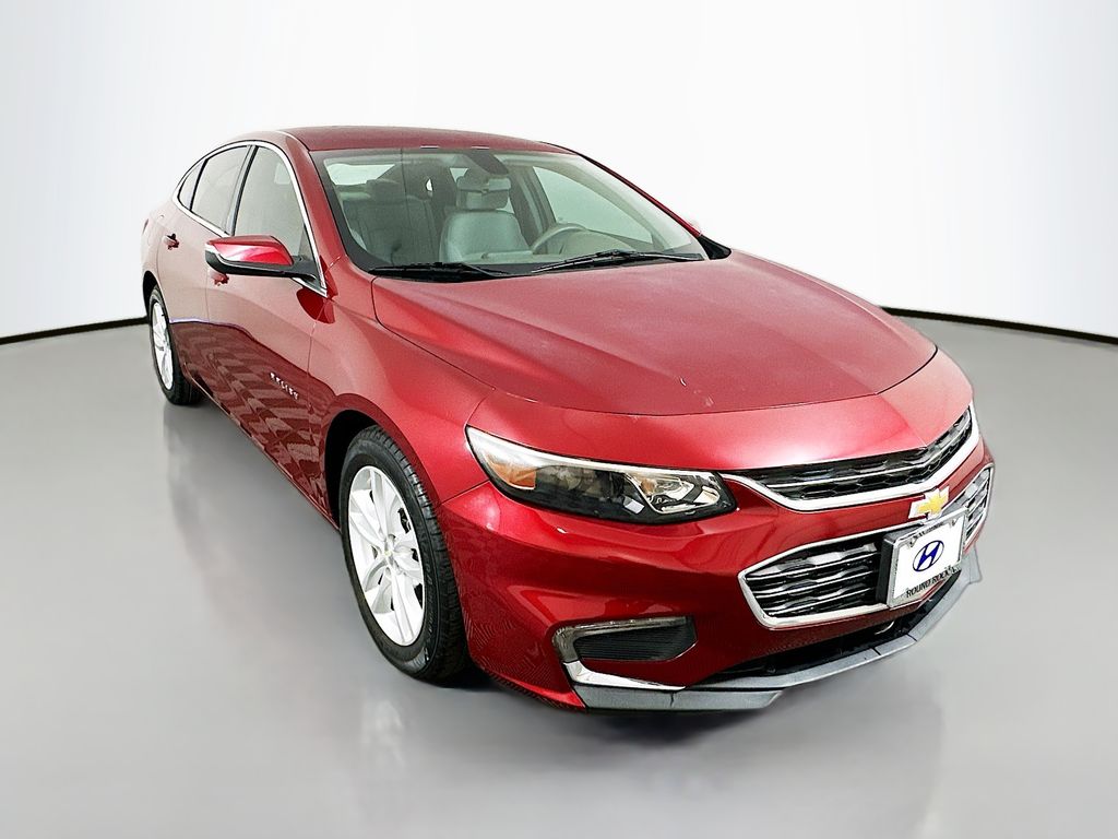 2017 Chevrolet Malibu LT 3