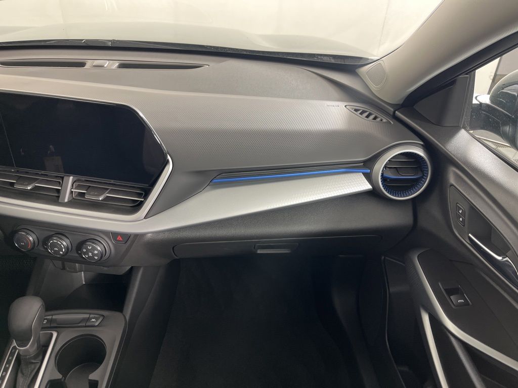 Thumbnail: 2025 Chevrolet Trax - 16