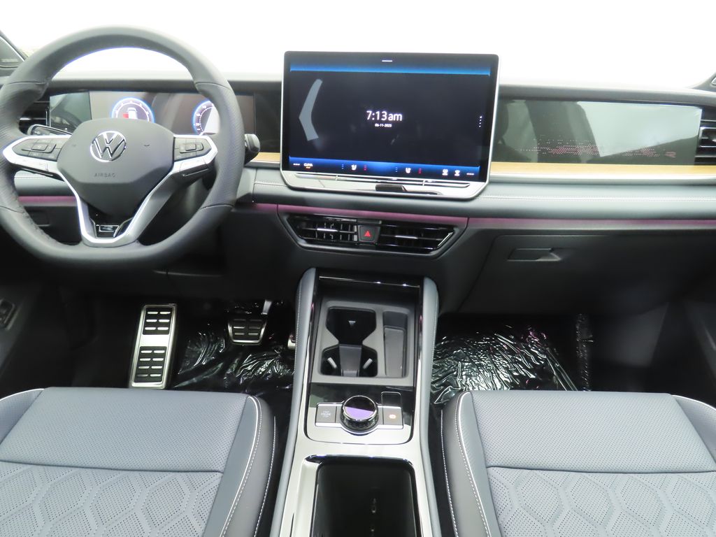 2025 Volkswagen Tiguan SE R-Line 14