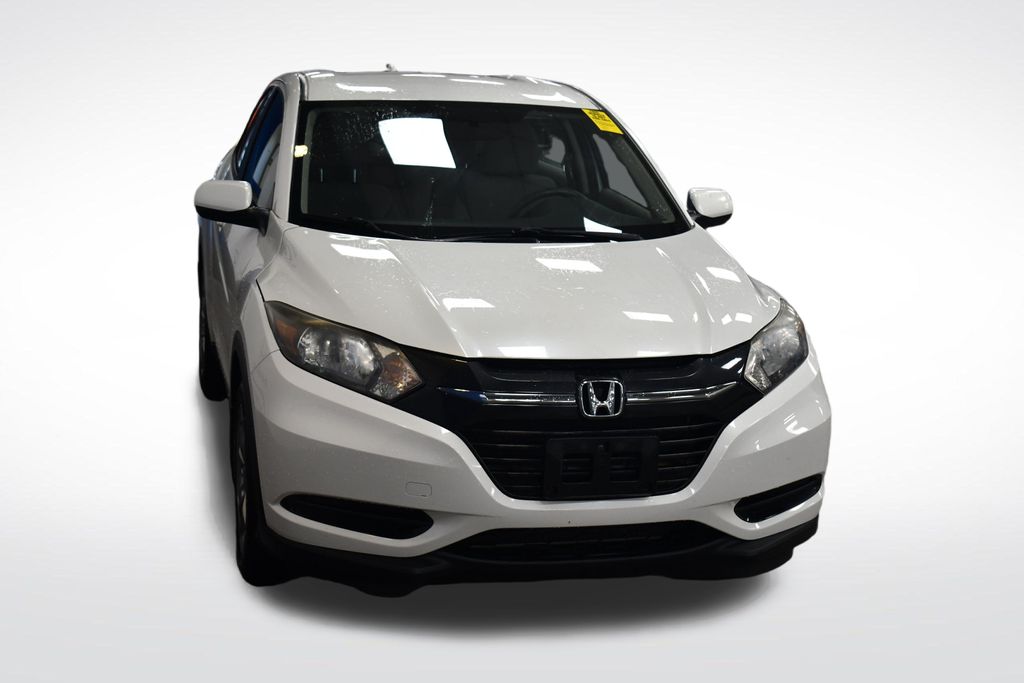 Thumbnail: 2017 Honda HR-V - 3