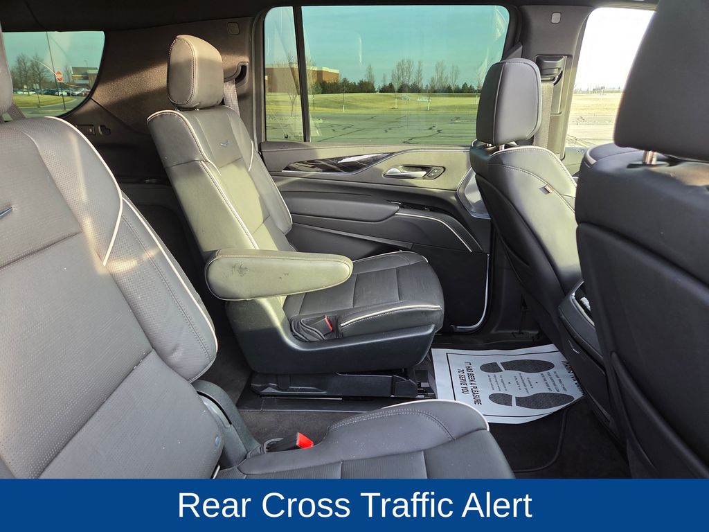 2023 Cadillac Escalade ESV 4WD Sport