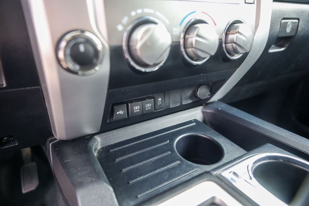 Used Car 2020 Toyota Tundra  Sr5 For Sale Under $40,000 In Austin, Texas